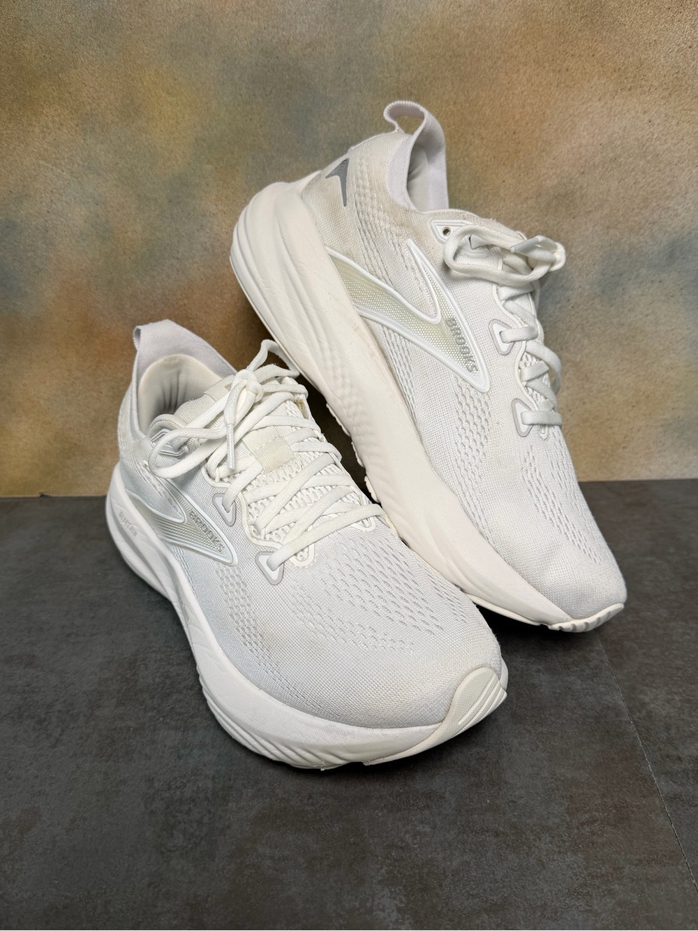 Brooks Glycerin 22 Women's White Running Shoes 1204341B151 Size 8.5B - Picture 14 of 16